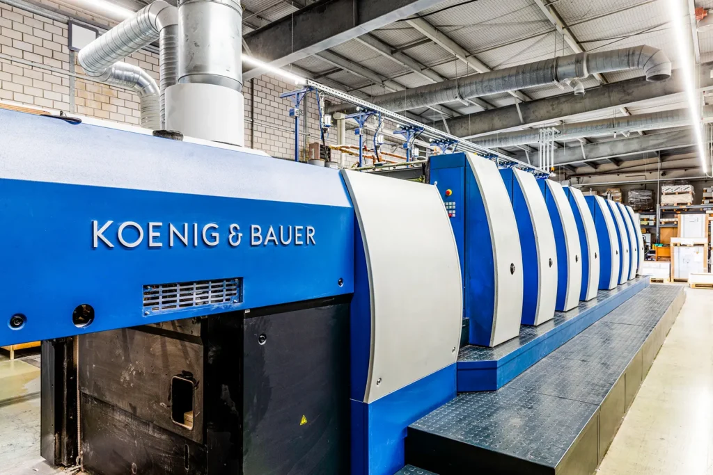 Druckmaschine mit 8 Farbtürmen
